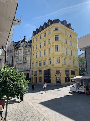Gallery - Karlsbad Prestige