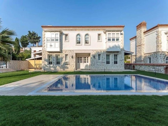 Gallery - Salbakos Herakleia Hotel