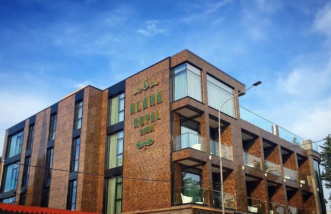 Gallery - Alana Royal Hotel