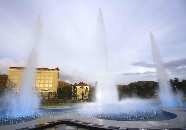 Gallery - The Grand Mountain Hotel