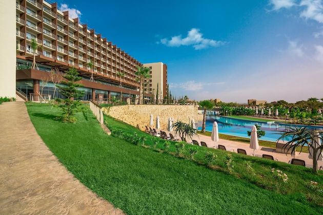 Gallery - Concorde Luxury Resort & Casino & Convention & Spa