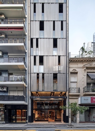 Gallery - Aq Tailored Suites