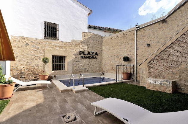Gallery - Plaza Sandra