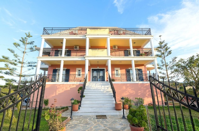 Gallery - Regina Apartments
