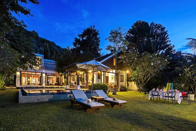 Gallery - The Emerald Beach Villa 4