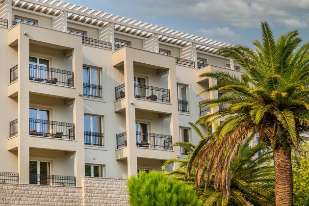 Gallery - Lazure Hotel And Marina