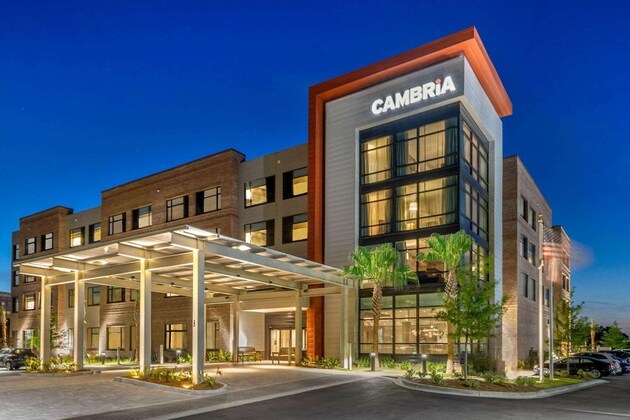 Gallery - Cambria Hotel Charleston Riverview
