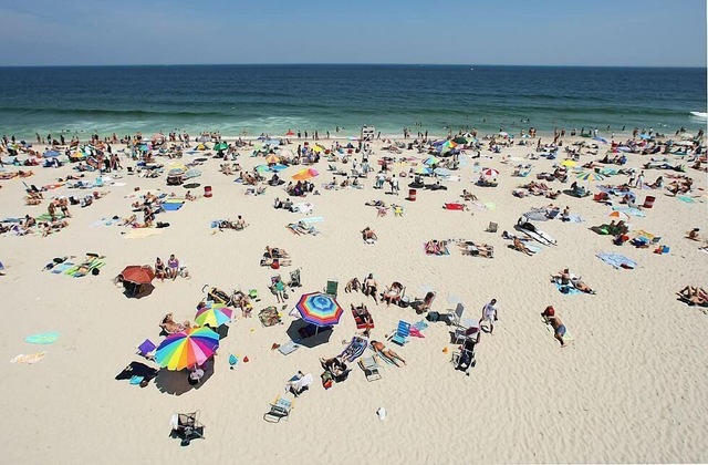 Gallery - Hc-127 Beach Haus