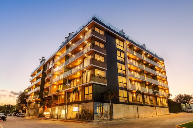 Gallery - The Shore At 46Th Hotel