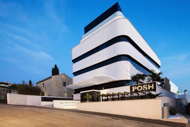 Gallery - Posh Residence Luxury Suites