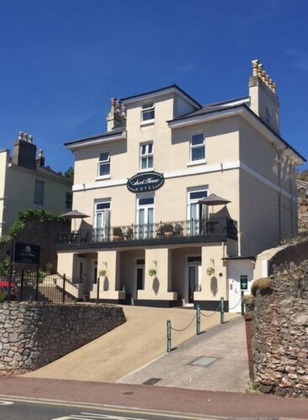 Gallery - Ascot House Hotel