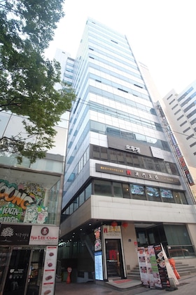 Gallery - Step Inn Myeongdong 1