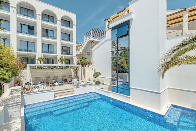 Gallery - Hotel Perla
