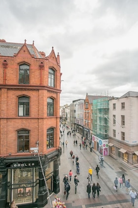 Gallery - Grafton Street Studios