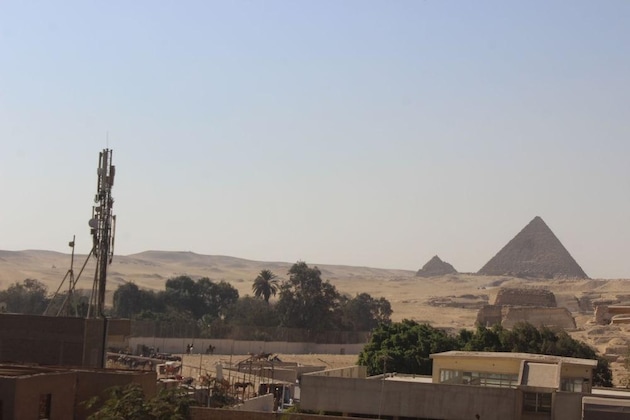 Gallery - Royal Pyramids Inn