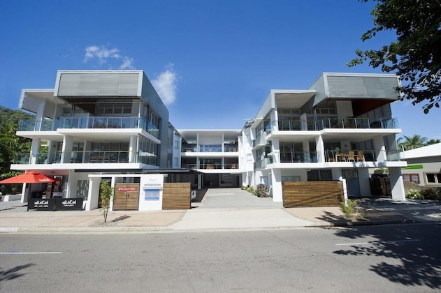 Gallery - Maggies Beachfront Apt. 10