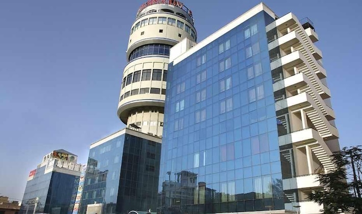 Gallery - Hotel Om Tower
