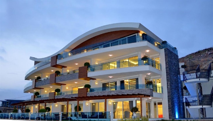 Gallery - Elite Luxury Suite & Spa