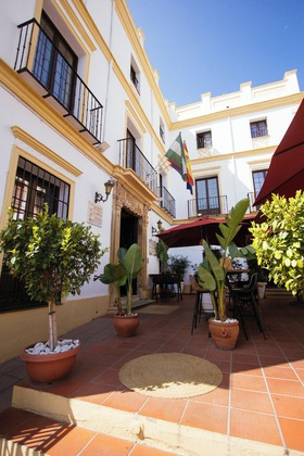 Gallery - Hotel Palacio De Hemingway
