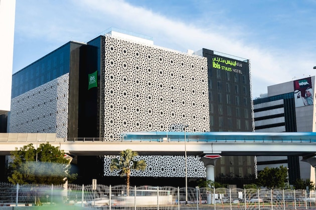 Gallery - Ibis Styles Dubai Airport Hotel