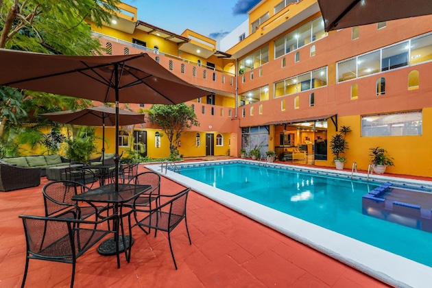 Gallery - Hotel Plaza Mirador