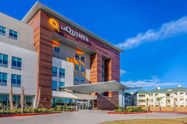 Gallery - La Quinta Inn & Suites By Wyndham Galveston West Seawall