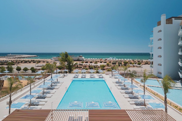 Gallery - Dom Pedro Residences