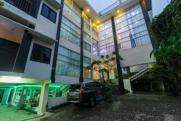 Gallery - Reddoorz Premium @ Ampera Raya 2