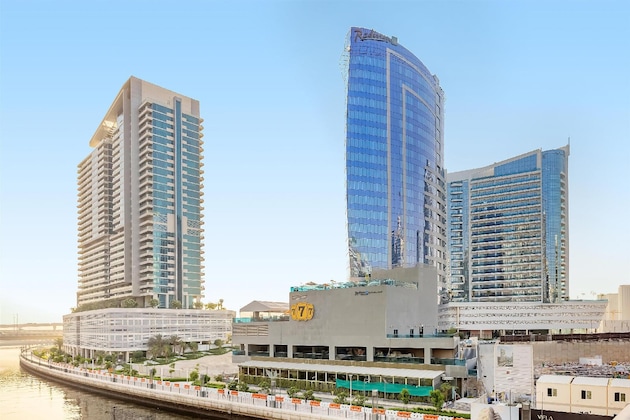 Gallery - Radisson Blu Hotel, Dubai Canal View
