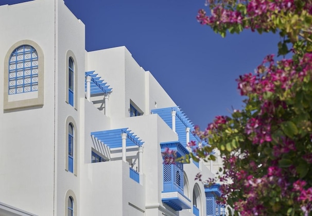 Gallery - Hilton Salwa Beach Resort & Villas