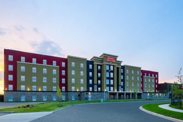 Gallery - Hampton Inn & Suites By Hilton Edmonton St. Albert