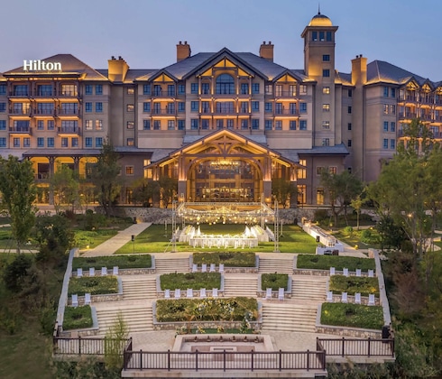 Gallery - Hilton Wenan