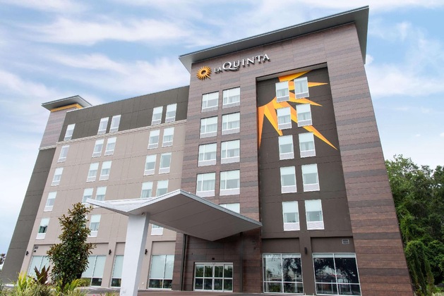 Gallery - La Quinta Inn & Suite By Wyndham Lake City
