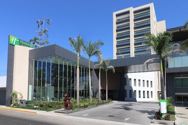 Gallery - Holiday Inn & Suites Puerto Vallarta Marina & Golf By Ihg