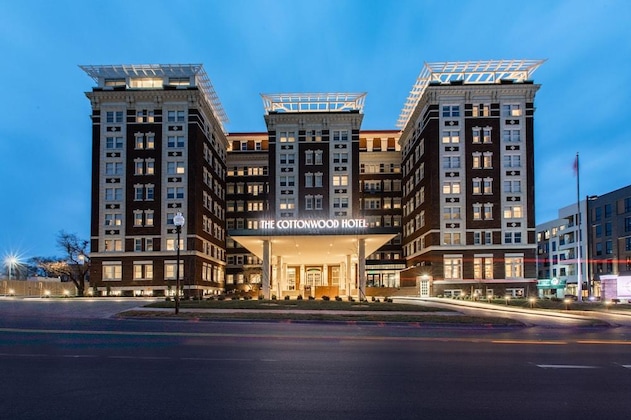 Gallery - Kimpton Cottonwood By Ihg