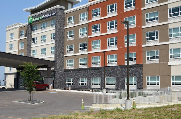 Gallery - Holiday Inn Express & Suites Edmonton Sw - Windermere By Ihg