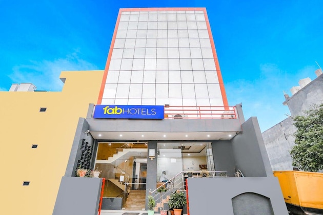 Gallery - Fabhotel Royal Stay I