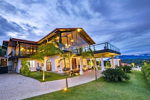 Gallery - Fox Kandy By Fox Resorts- Luxury In The Mist