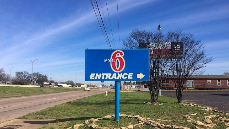 Gallery - Motel 6 Waco Tx
