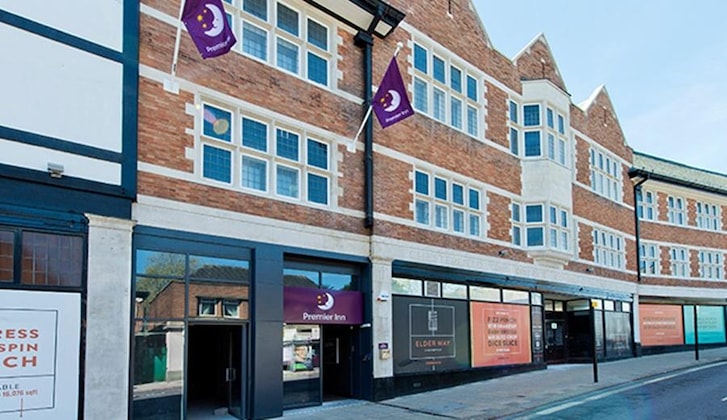 Gallery - Premier Inn Chesterfield Town Centre