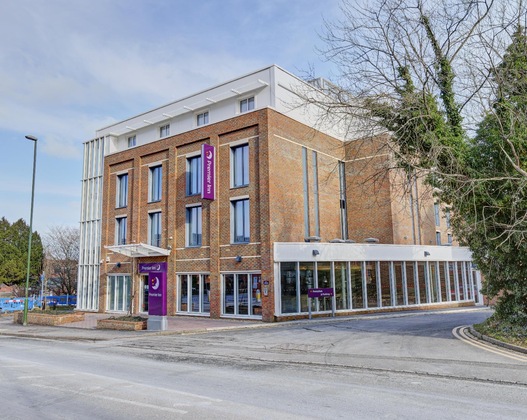 Gallery - Premier Inn Haywards Heath