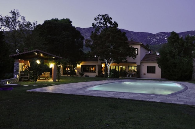 Gallery - Anna's Mansion