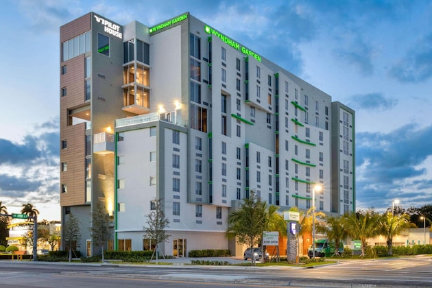 Gallery - Wyndham Garden Miami International Airport
