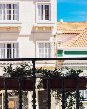 Gallery - Aktion Ericeira Lodge