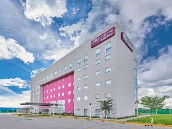 Gallery - City Suites Silao Aeropuerto