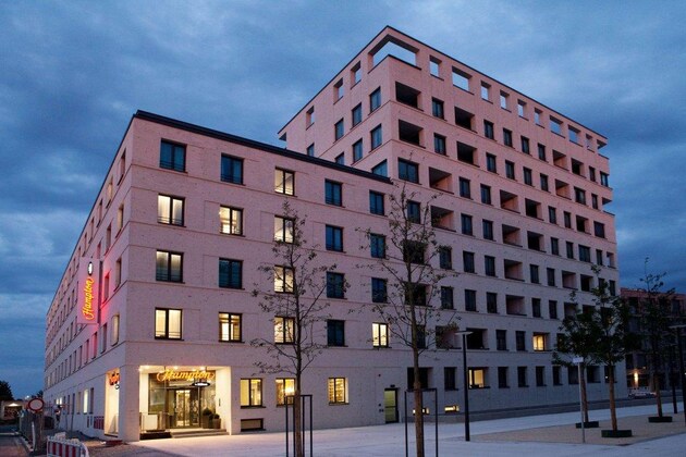 Gallery - Hampton by Hilton Regensburg