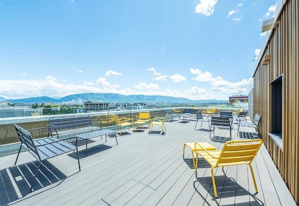Gallery - B&B Hotel Geneva Airport