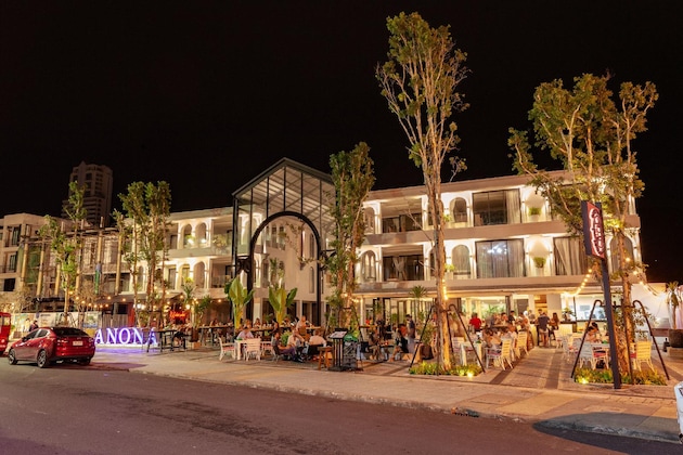 Gallery - Anona Beachfront Phuket Resort