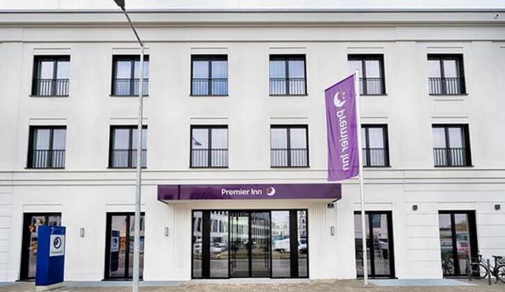 Gallery - Premier Inn Regensburg City Centre