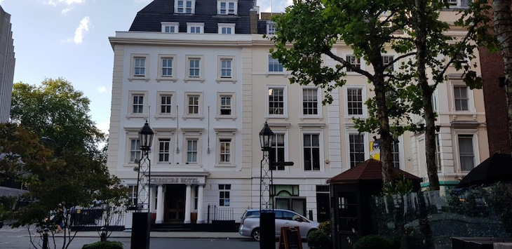 Gallery - Cheshire Hotel Central London